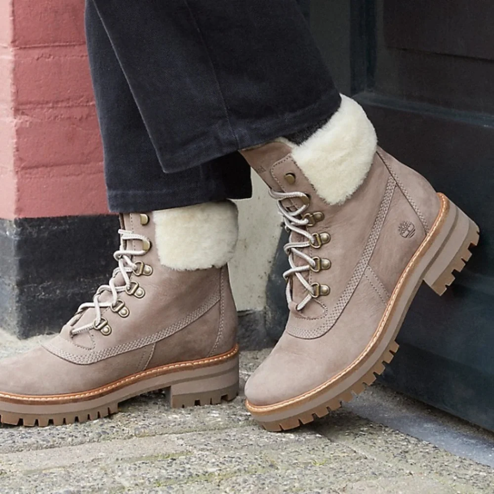 Timberland Women's LIGHT Brown Lace Up Fur Boots - Picture 1 of 7